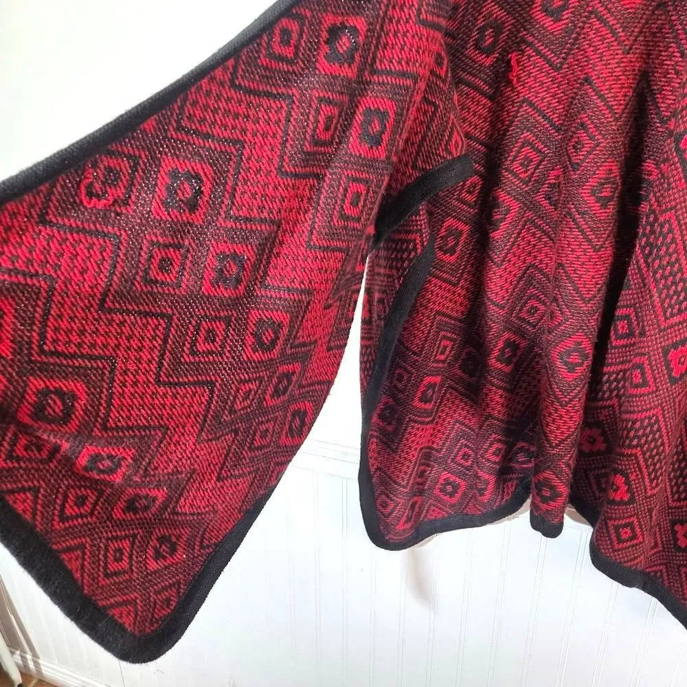 Alpafina Alpaca Shawl Wrap Red Black Geometric Poncho Cape One Size Peru